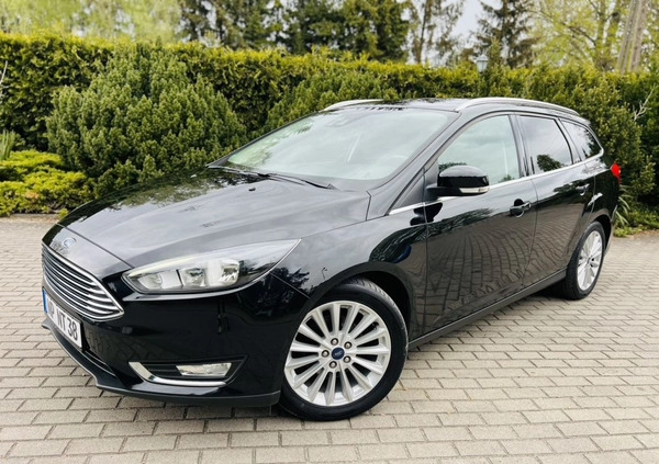 Ford Focus cena 35900 przebieg: 104000, rok produkcji 2015 z Radzymin małe 781